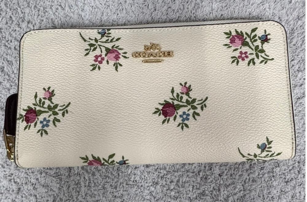 Coach Cream Floral Continental Accordion Zip Wallet H1781  #76950